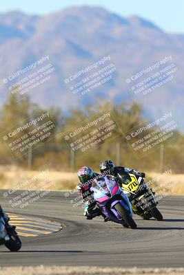 media/Jan-10-2025-CVMA Friday Practice (Fri) [[489e0da257]]/Group 4 and Trackday/Session 5 (Turn 7)/